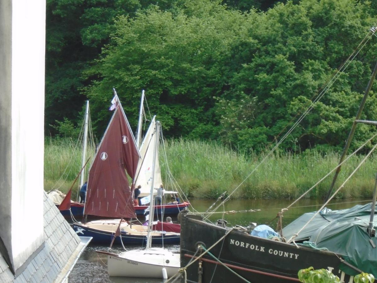 Crew Quarters Port Launay Châteaulin Exterior foto